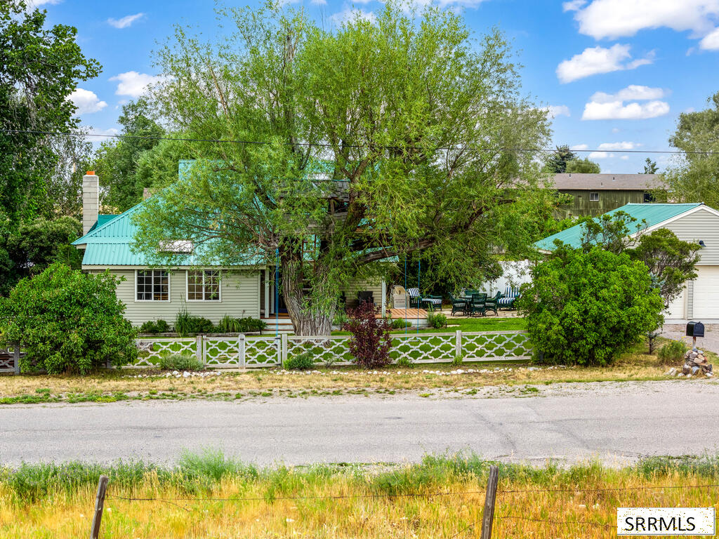 315 E Harper, Driggs WY 83422