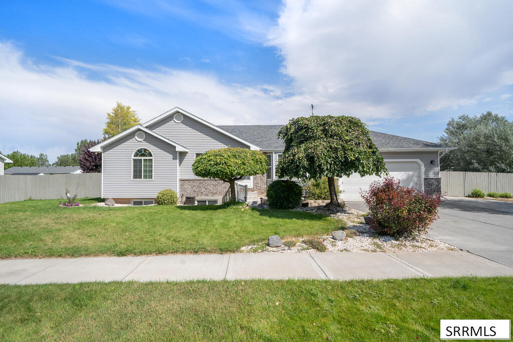 4225 Birchwood Circle, Ammon ID 83406