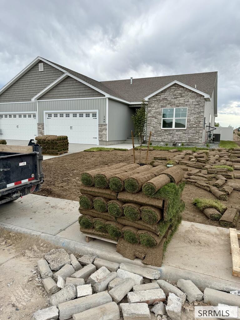 332 Copper Bell Dr, Shelley ID 83274