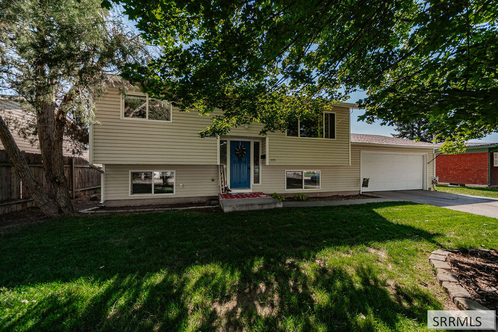 1975 S Falcon Drive, Ammon ID 83406