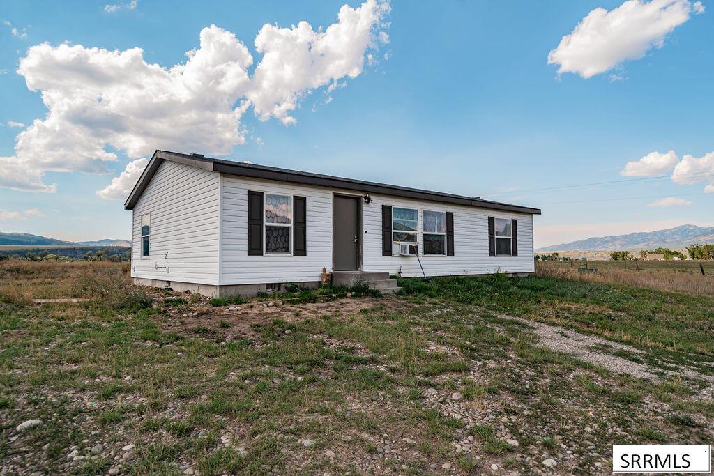 3314 Swan Valley Hwy, Swan Valley ID 83449