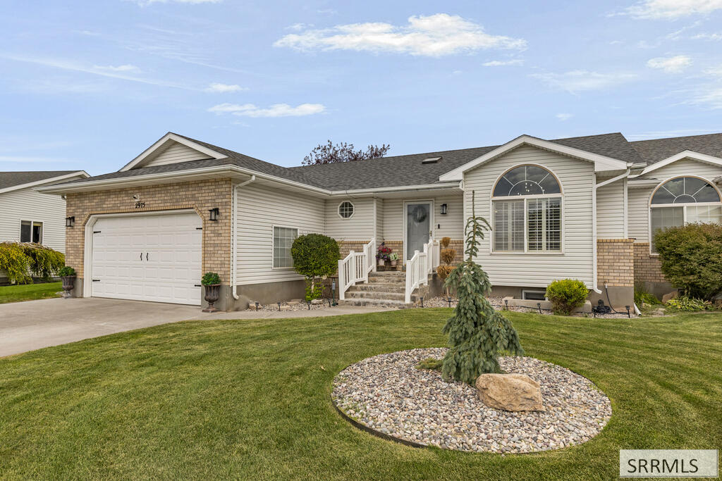 2975 E Courtyard Circle, Ammon ID 83406