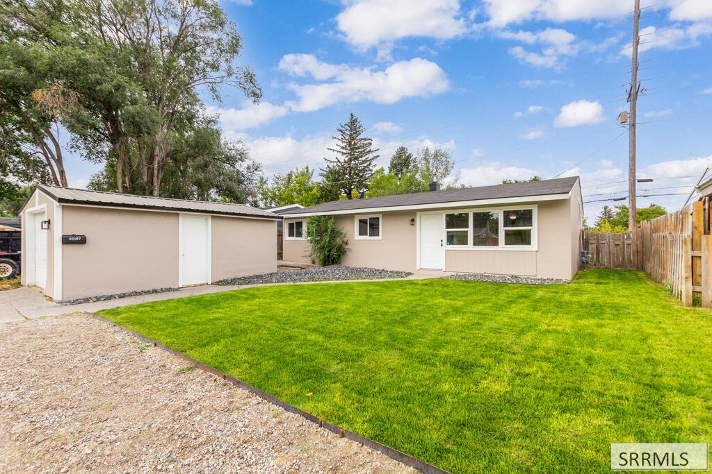1087 Lovejoy Street, Idaho Falls ID 83401
