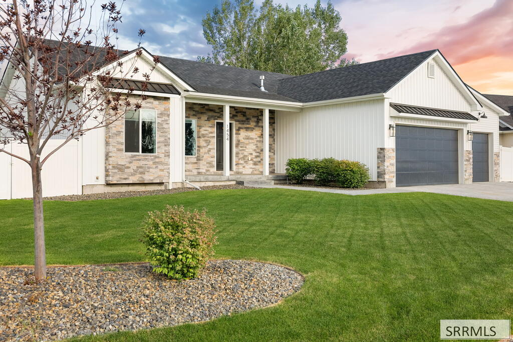 1454 N Quinn Creek Road, Idaho Falls ID 83401