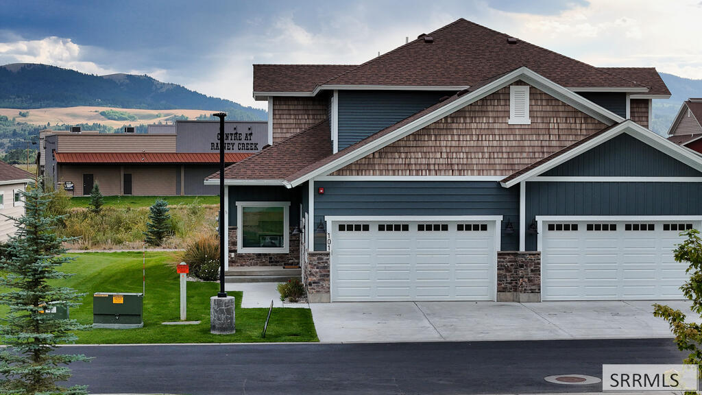 101 Creekside Lane, Swan Valley ID 83449