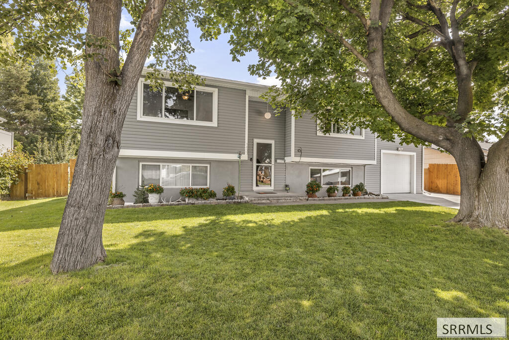 1437 Stanger Drive, Idaho Falls ID 83404