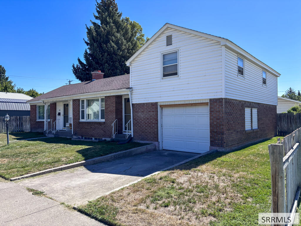 125 W 14th Street, Idaho Falls ID 83402