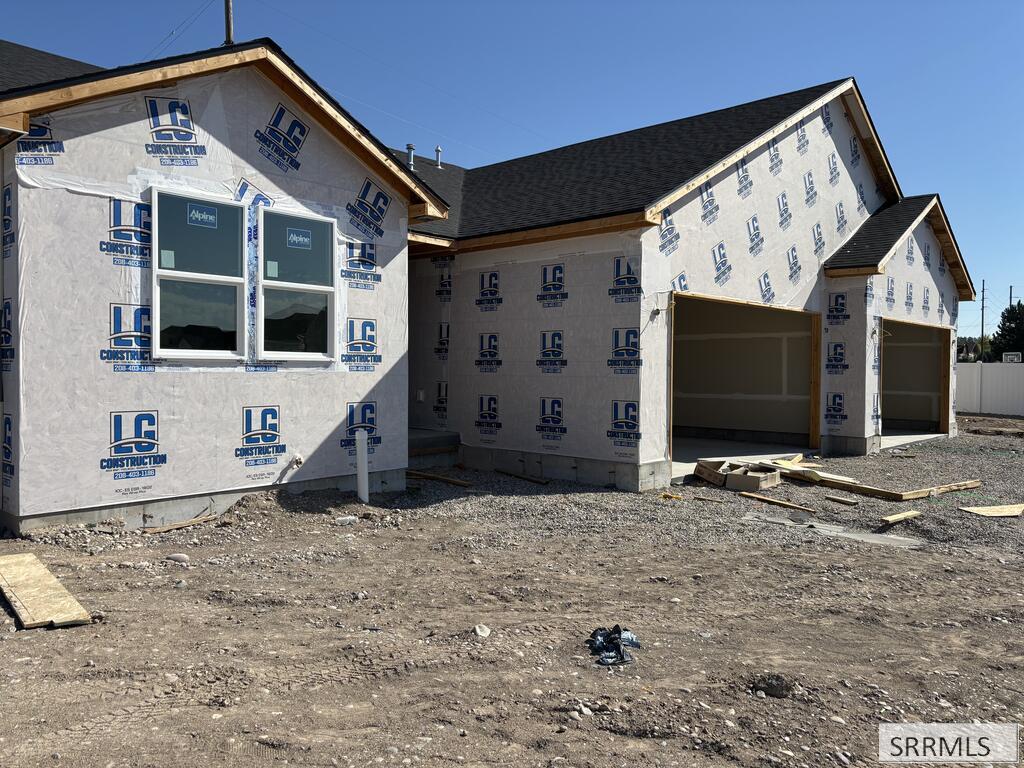 303 NE Copper Bell Dr, Shelley ID 83274