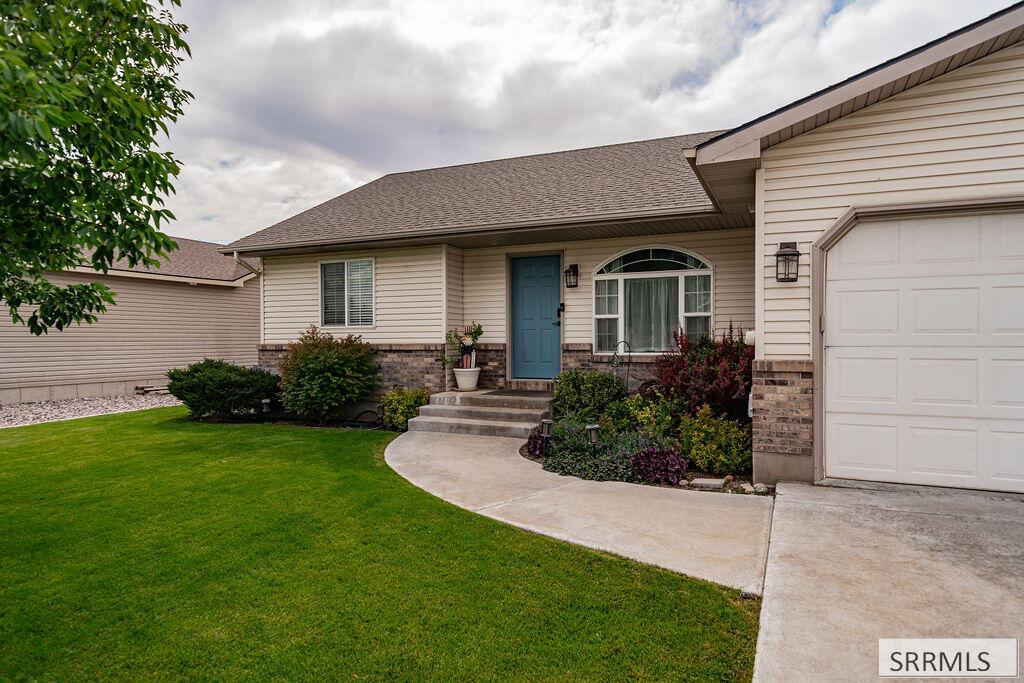 3145 N Quaky Aspen Drive, Iona ID 83427