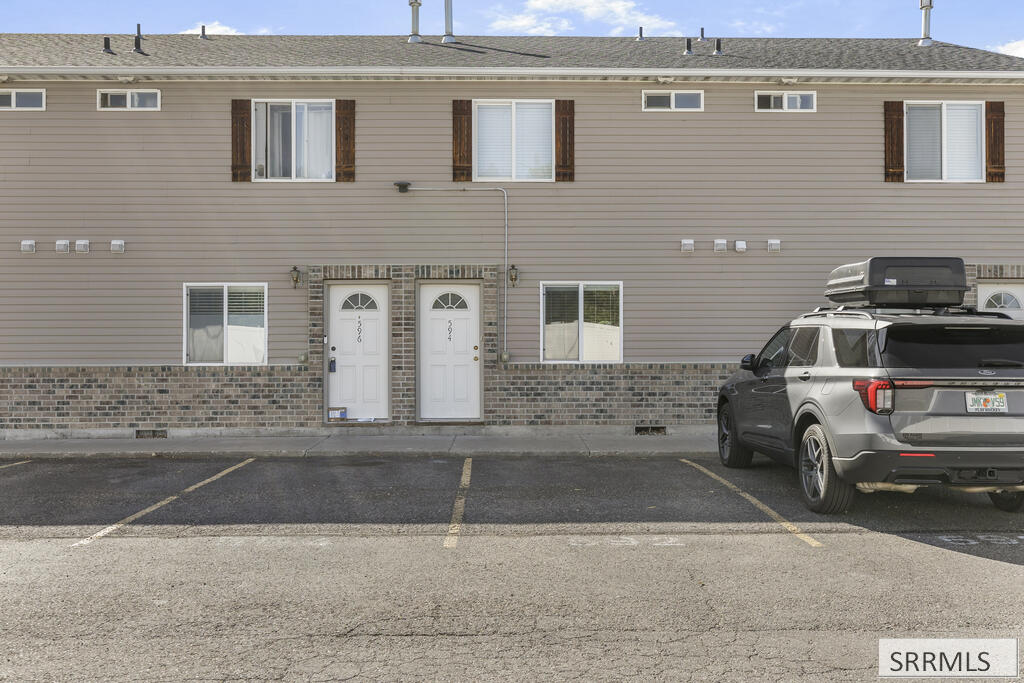 594 Sunflower Road, Rexburg ID 83440