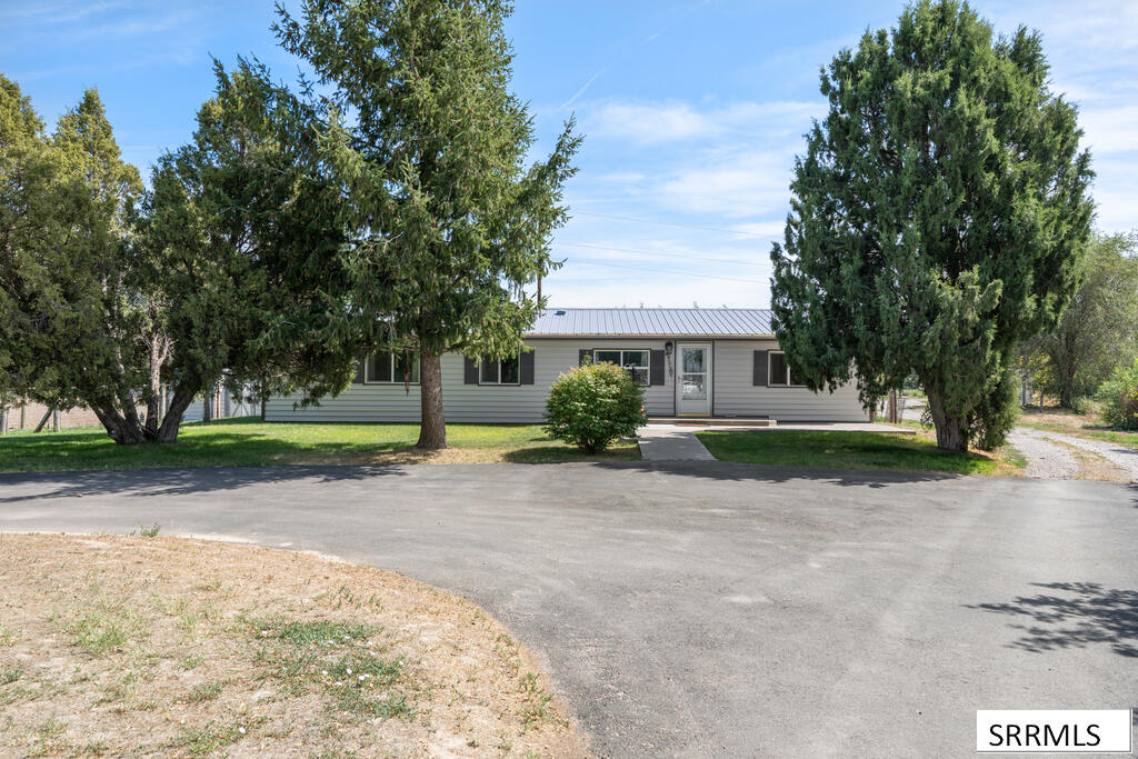 648 97th S, Idaho Falls ID 83401