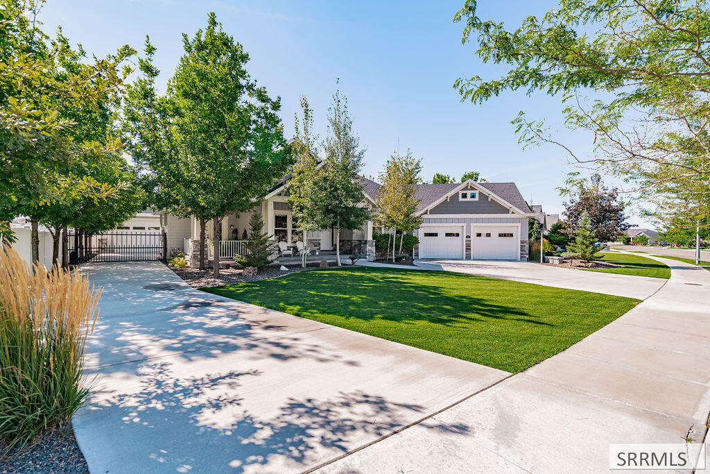 345 Fire Thorn, Idaho Falls ID 83404