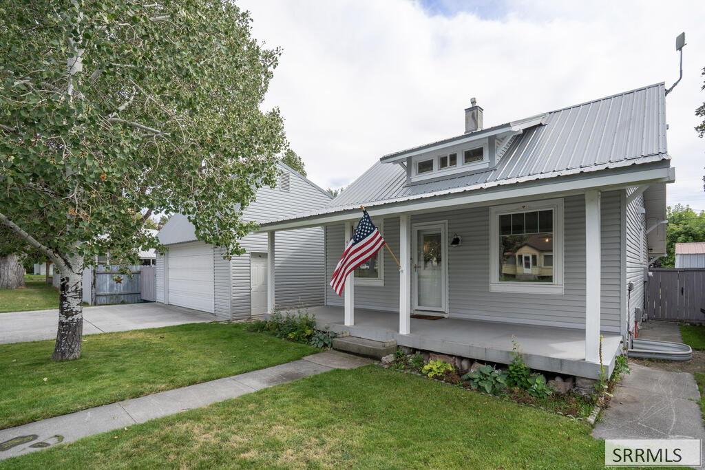532 W 4 N, St Anthony ID 83445