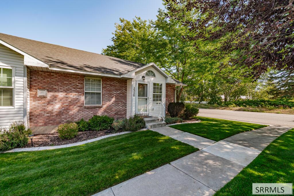 2320 S St Clair Avenue, Idaho Falls ID 83404