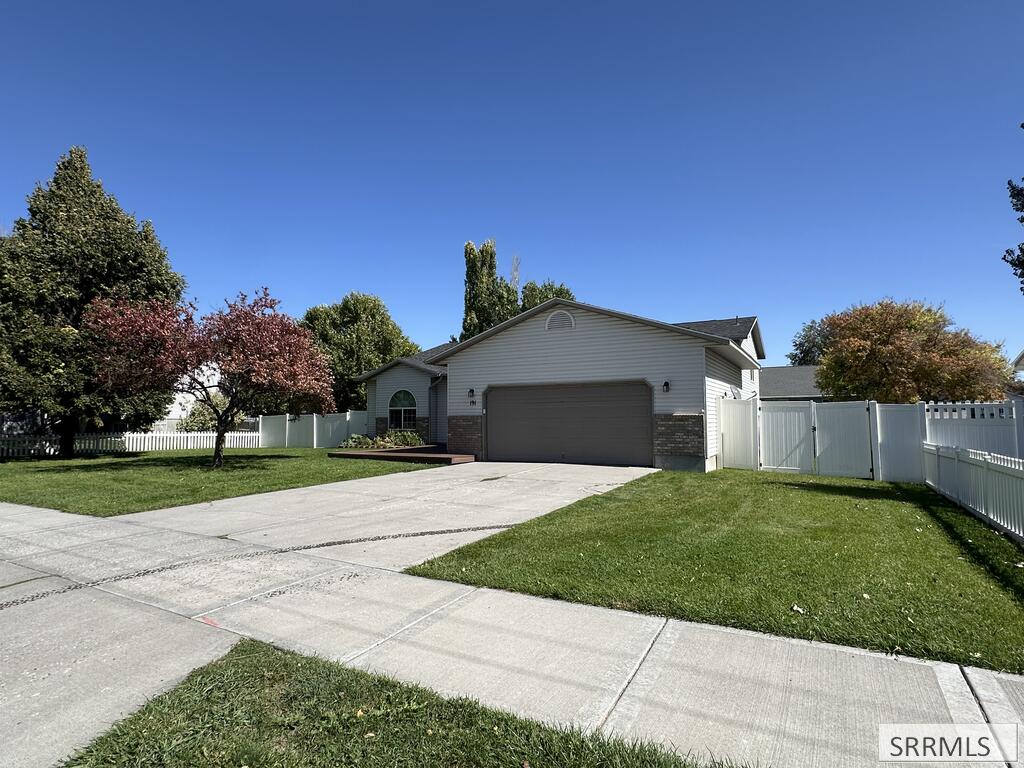 191 Pioneer Road, Rexburg ID 83440