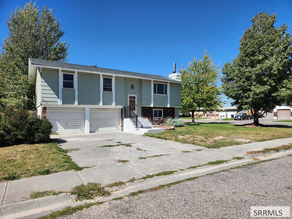 891 Buckboard Lane, Idaho Falls ID 83402