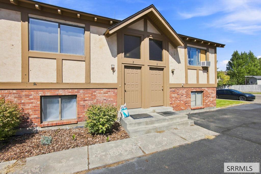 601 John Adams Court Unit 5, Idaho Falls ID 83401