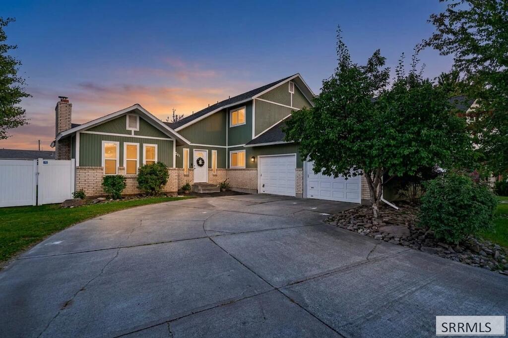 3241 Disney Drive, Idaho Falls ID 83404