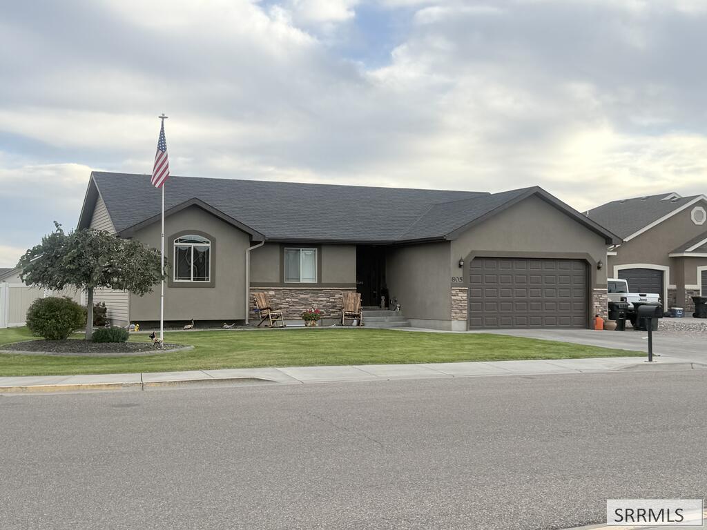 805 W Falcon Circle, Blackfoot ID 83221