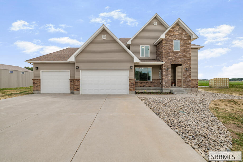 772 N 1080 E, Shelley ID 83274