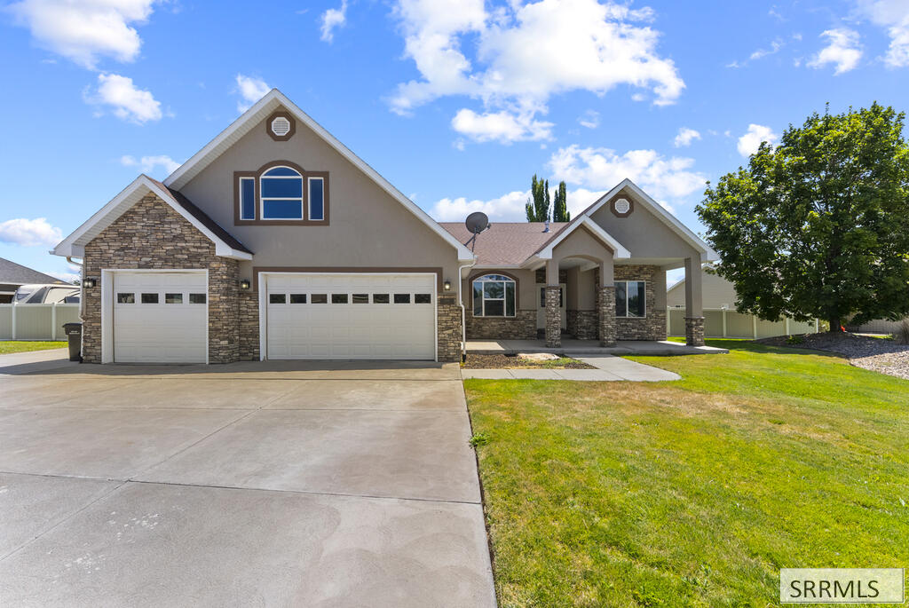 2690 Eastview Drive, Idaho Falls ID 83401