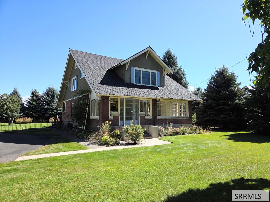 2015 St Clair Avenue, Idaho Falls ID 83404