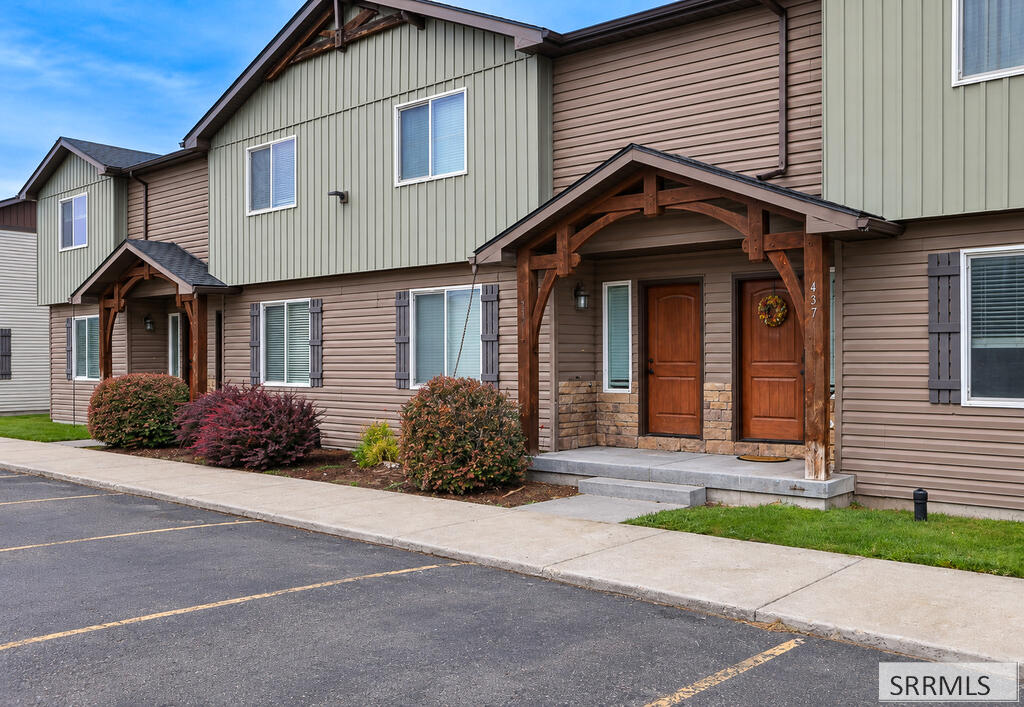 435 Sunflower Road, Rexburg ID 83440