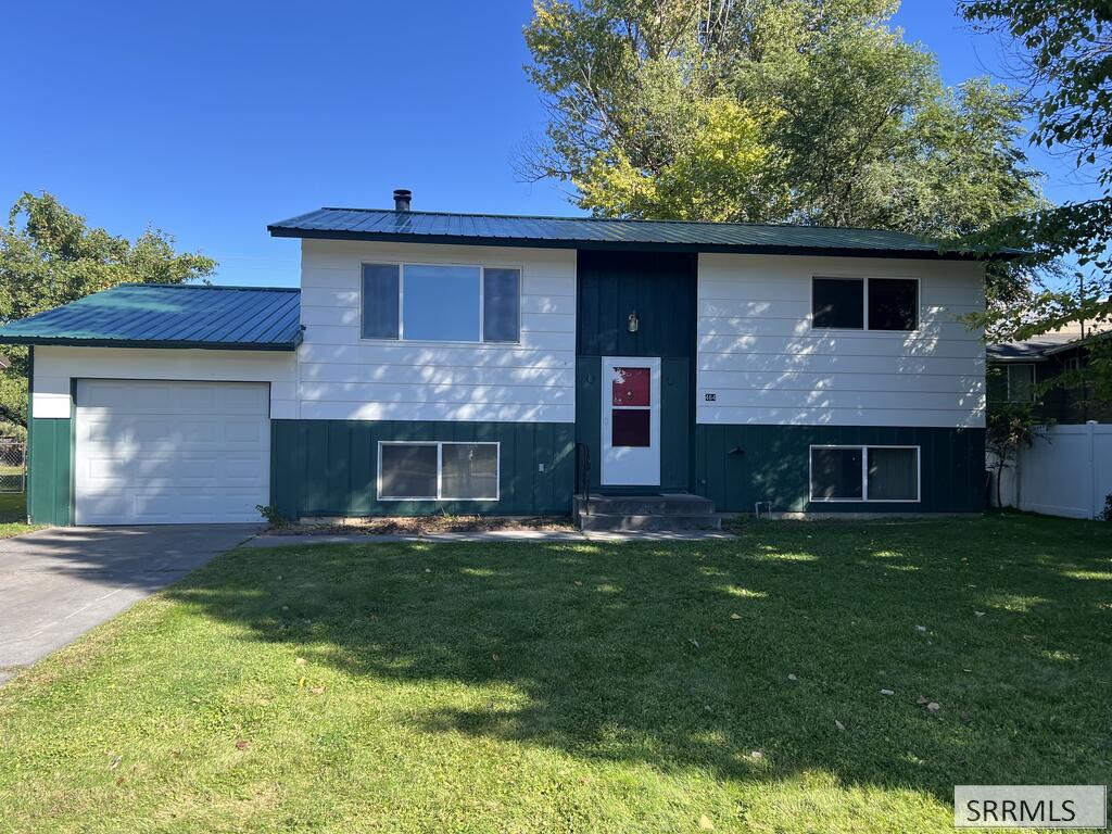 464 Neptune Drive, Idaho Falls ID 83402