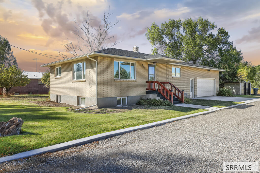 420 W 1st S, Rigby ID 83422
