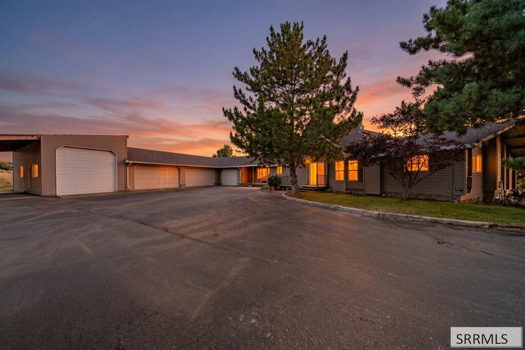 5180 Redonda Circle, Idaho Falls ID 83406