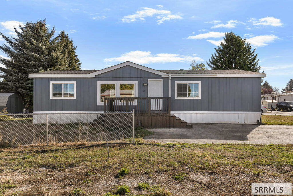 2133 E Pinetree Circle, Idaho Falls ID 83401