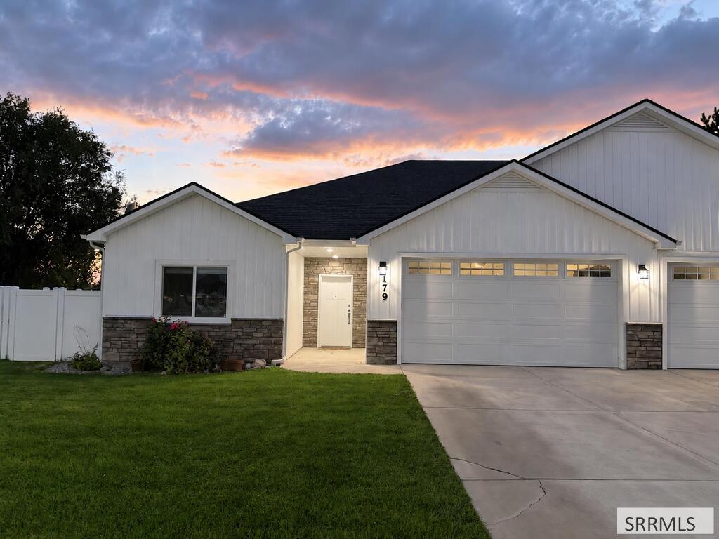 179 Park View Loop, Shelley ID 83274