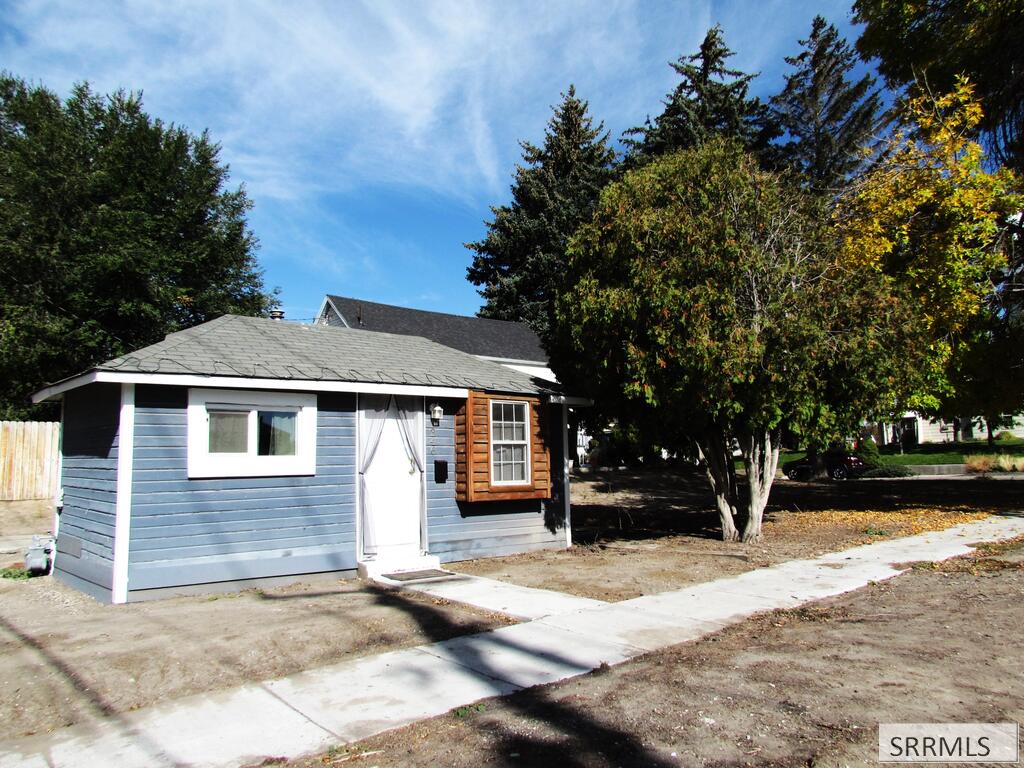 346 Chamberlin, Idaho Falls ID 83402