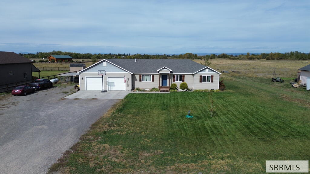 2427 E 500 N, St Anthony ID 83445