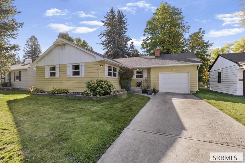 215 Tautphaus Drive, Idaho Falls ID 83402