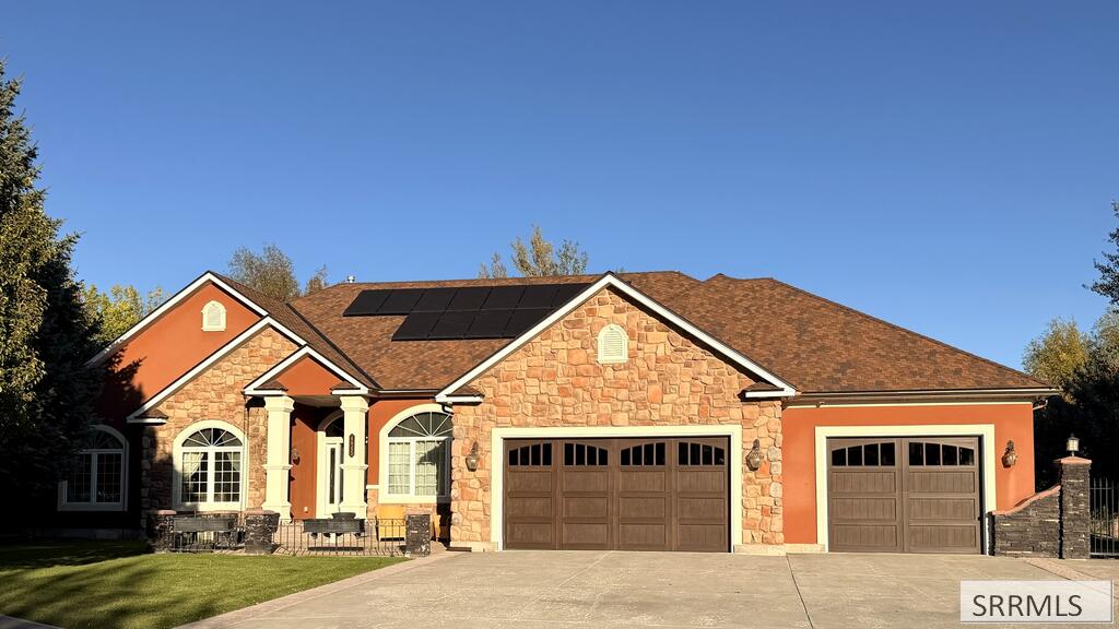 4945 Long Cove Drive, Idaho Falls ID 83404