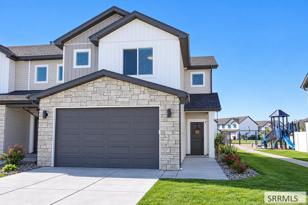 1122 Ashlyn Wy Unit 1, Rigby ID 83442