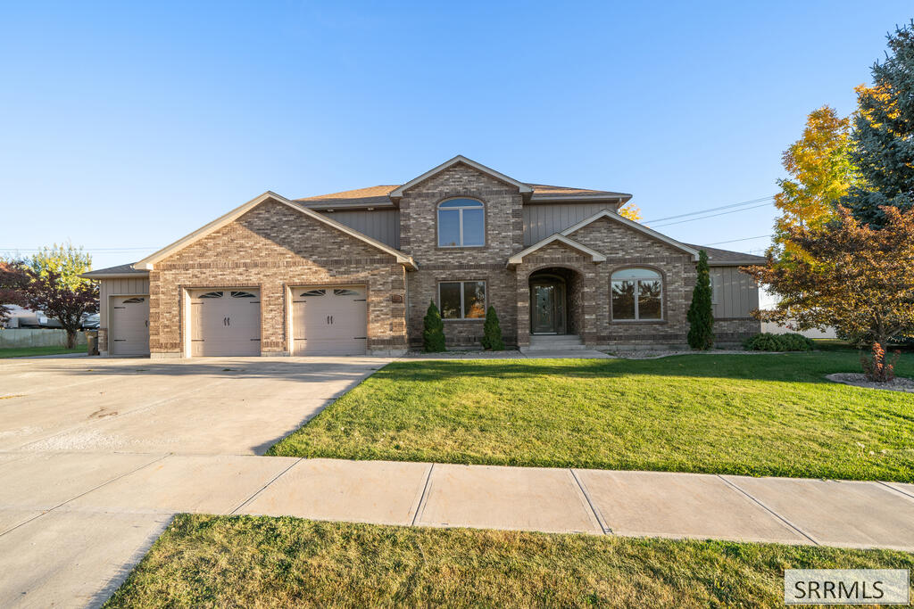 4690 Pevero Drive, Idaho Falls ID 83401