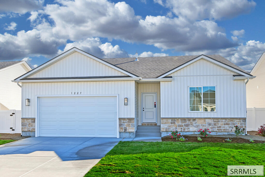 1227 Montezuma St, Idaho Falls ID 83402