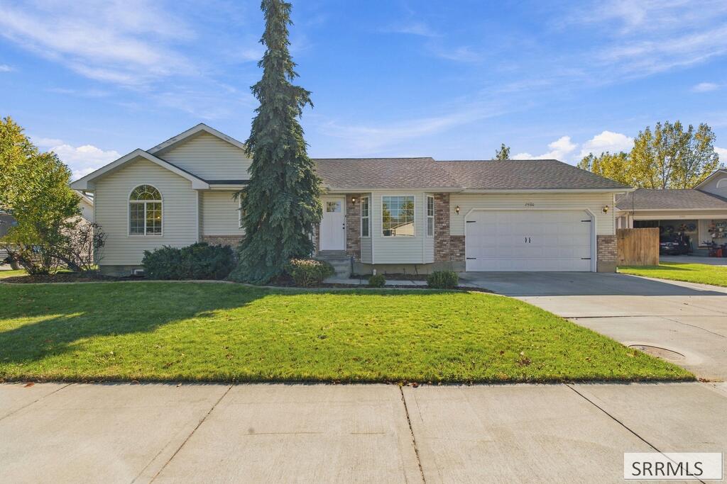 2930 E Stonewood Circle, Ammon ID 83406