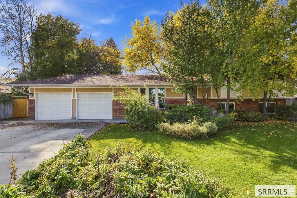 1564 Rosewood Circle, Idaho Falls ID 83401