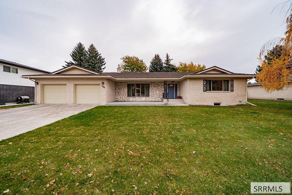 1154 Crescent Avenue, Idaho Falls ID 83402