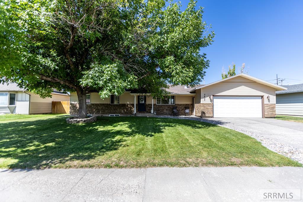 2405 Mesa Street, Idaho Falls ID 83401